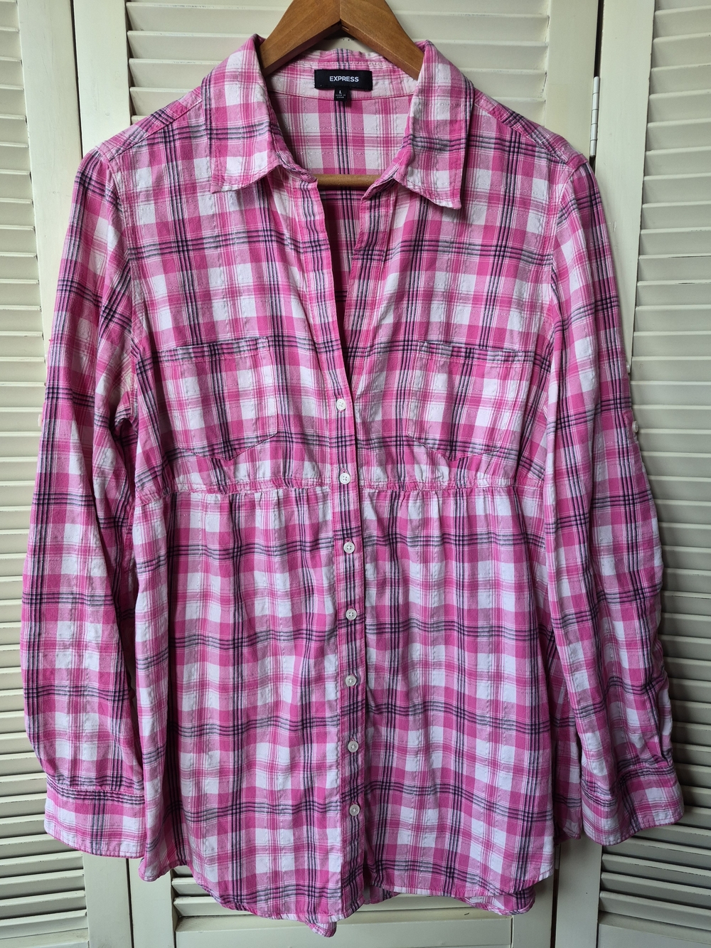 Express Women's Pink Plaid Button-Up Shirt Size Large